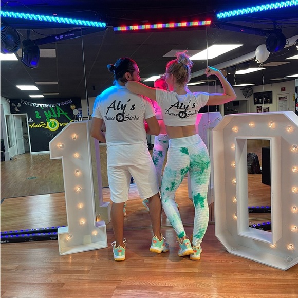 Brazilian Work Out Set in Tye Die- One Size - Picture 9 of 9